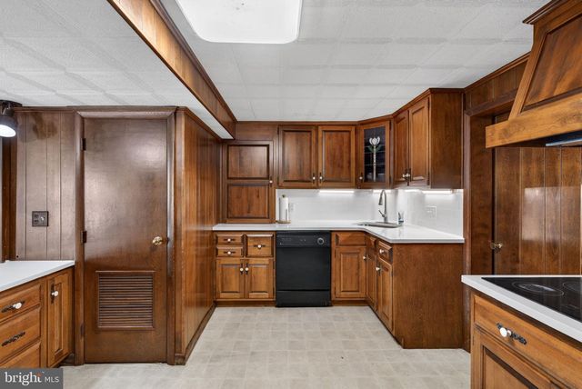 70 WAVERLY AVE, Lancaster, PA 17601