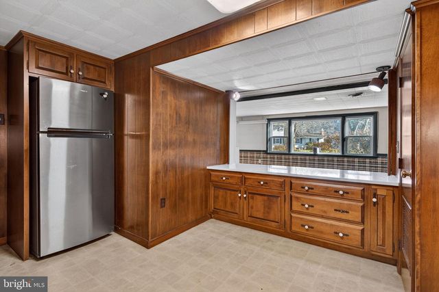 70 WAVERLY AVE, Lancaster, PA 17601