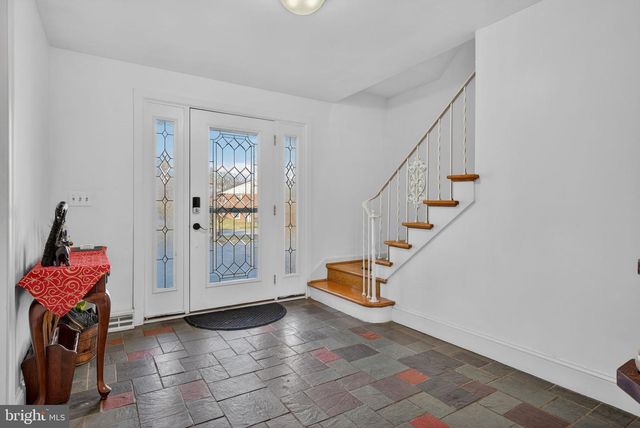 70 WAVERLY AVE, Lancaster, PA 17601