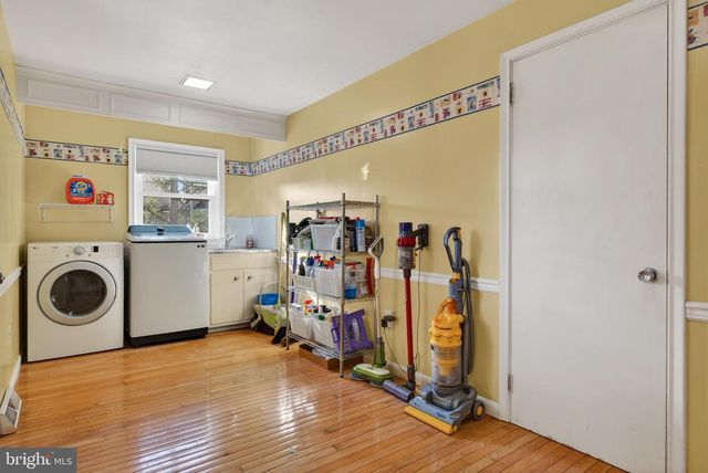 70 WAVERLY AVE, Lancaster, PA 17601