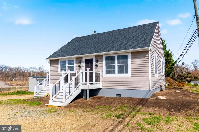 8901 OXON HILL RD, Fort Washington, MD 20744