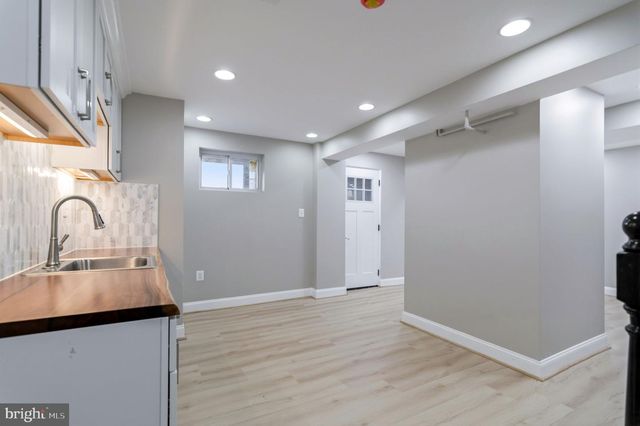 8901 OXON HILL RD, Fort Washington, MD 20744