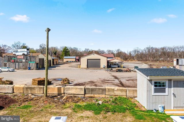 8901 OXON HILL RD, Fort Washington, MD 20744