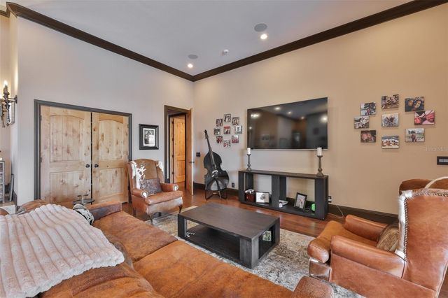 9805 COMPASS POINT WAY, Tampa, FL 33615