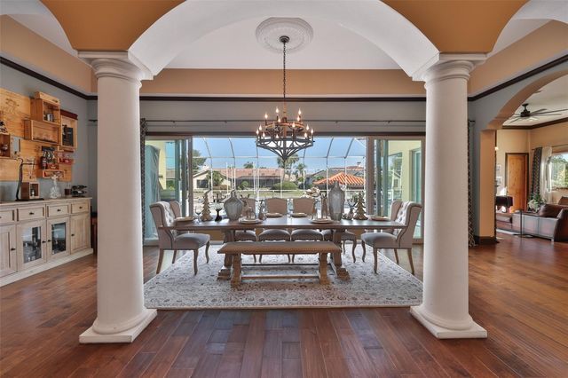 9805 COMPASS POINT WAY, Tampa, FL 33615