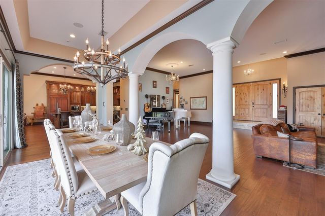 9805 COMPASS POINT WAY, Tampa, FL 33615