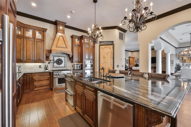 9805 COMPASS POINT WAY, Tampa, FL 33615