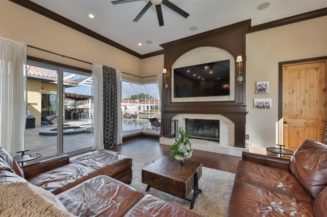 9805 COMPASS POINT WAY, Tampa, FL 33615