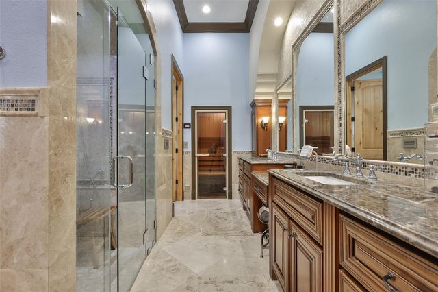 9805 COMPASS POINT WAY, Tampa, FL 33615