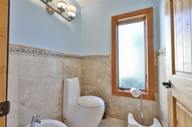 9805 COMPASS POINT WAY, Tampa, FL 33615