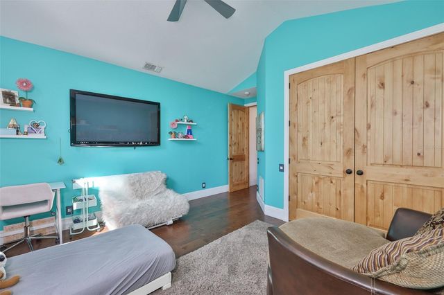 9805 COMPASS POINT WAY, Tampa, FL 33615