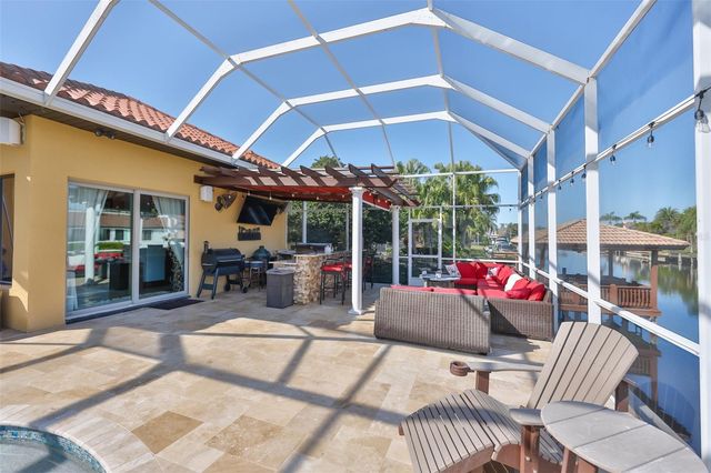 9805 COMPASS POINT WAY, Tampa, FL 33615