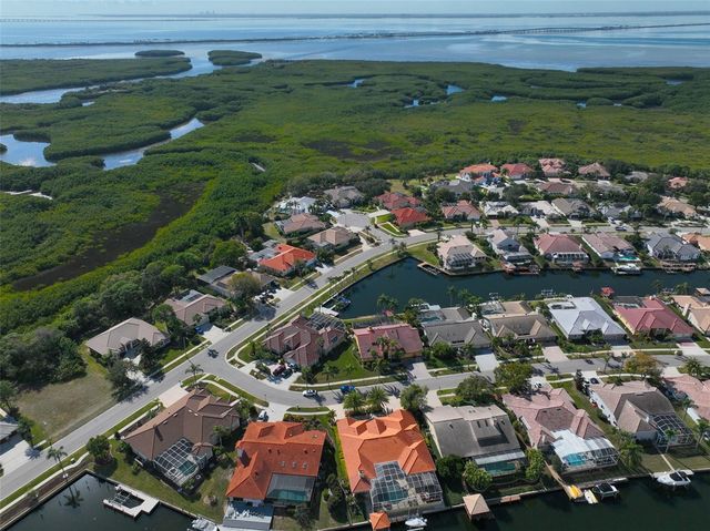 9805 COMPASS POINT WAY, Tampa, FL 33615