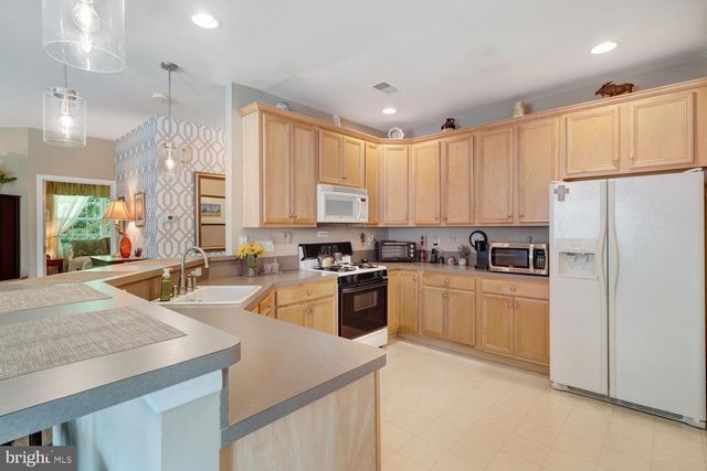 34 MARIGOLD LN, Little Egg Harbor Twp, NJ 08087