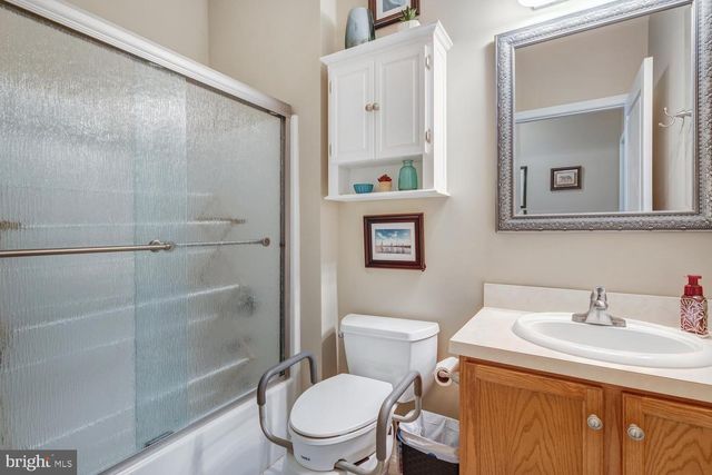 34 MARIGOLD LN, Little Egg Harbor Twp, NJ 08087