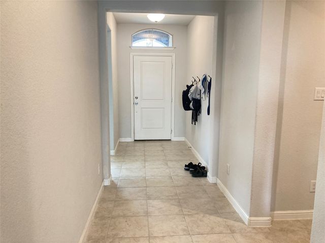 16004 Farringdon Street, Fort Worth, TX 76247