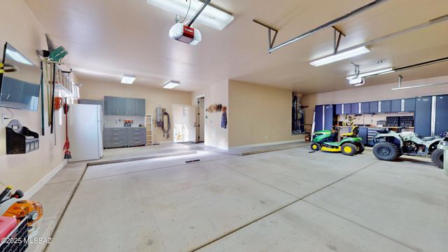 3400 W Lynx Lane, Benson, AZ 85602