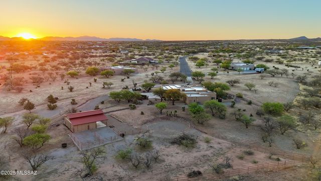3400 W Lynx Lane, Benson, AZ 85602
