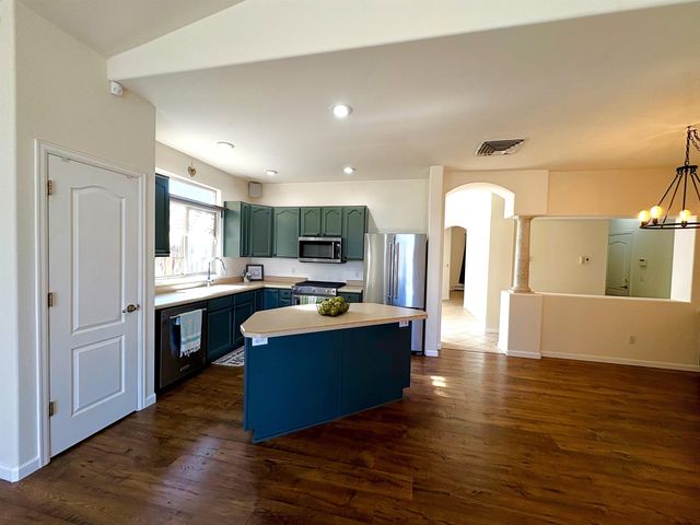 609 S Annabelle Court, Fruita, CO 81521