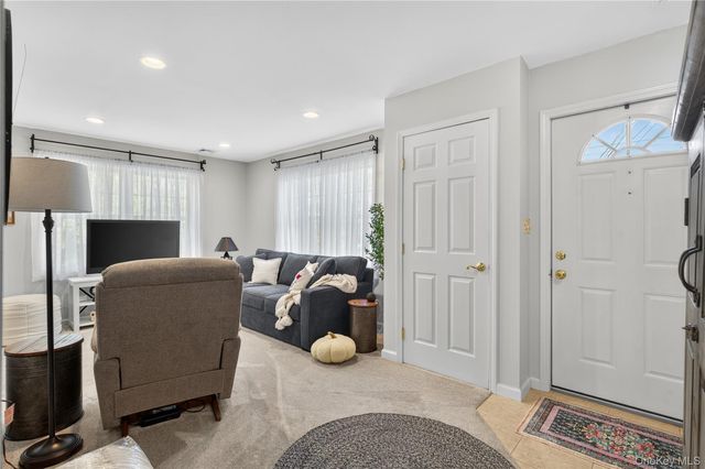 467 Kings Highway, Warwick, NY 10990