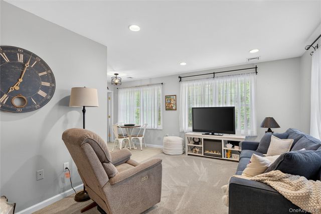 467 Kings Highway, Warwick, NY 10990