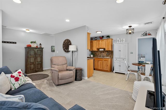 467 Kings Highway, Warwick, NY 10990