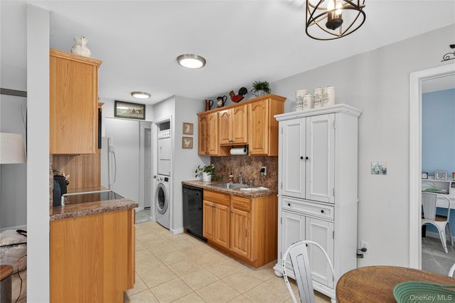 467 Kings Highway, Warwick, NY 10990