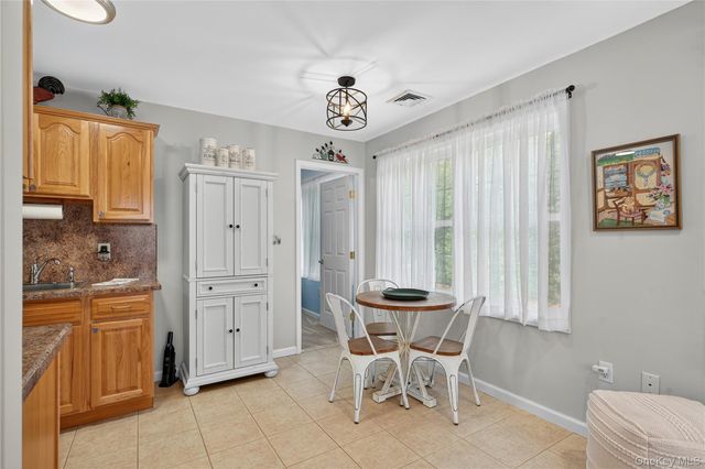 467 Kings Highway, Warwick, NY 10990