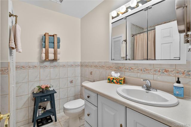 467 Kings Highway, Warwick, NY 10990