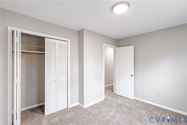 3363 Oakwood Cir, Petersburg, VA 23805