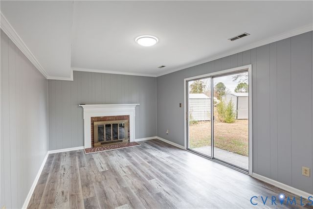 3363 Oakwood Cir, Petersburg, VA 23805