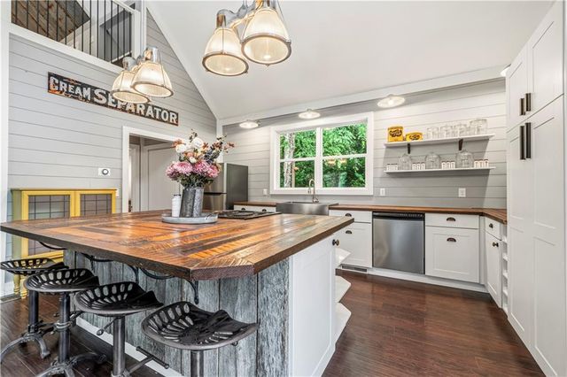 1047 Brooks Rackley Road, Dallas, GA 30157