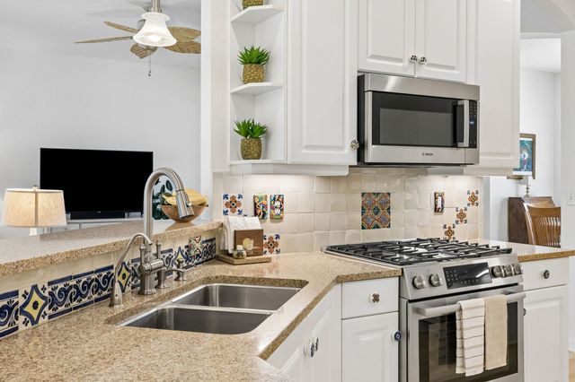 351 Point Pleasant Dr, St Augustine, FL 32086