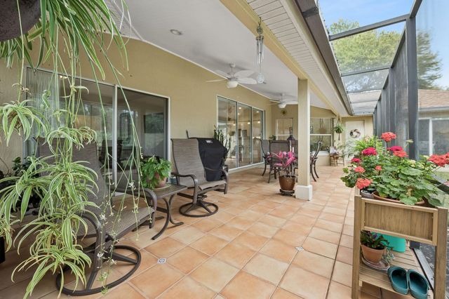 351 Point Pleasant Dr, St Augustine, FL 32086