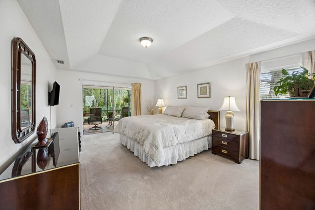 351 Point Pleasant Dr, St Augustine, FL 32086