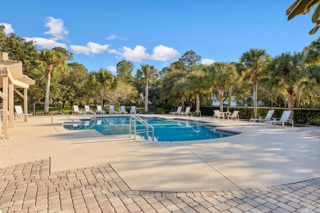 351 Point Pleasant Dr, St Augustine, FL 32086