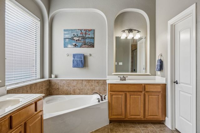 832 Windham Drive, Rockwall, TX 75087