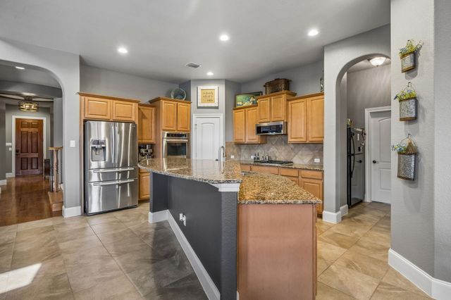 832 Windham Drive, Rockwall, TX 75087