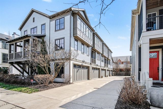 694 Croswell Avenue, Grand Rapids, MI 49506