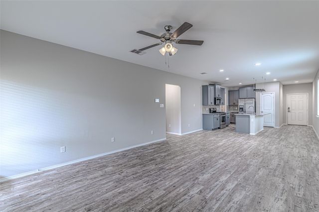 16887 Pink Wintergreen Drive, Conroe, TX 77385