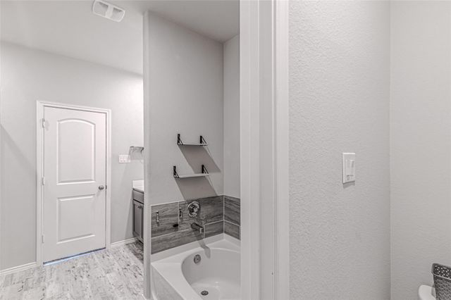16887 Pink Wintergreen Drive, Conroe, TX 77385