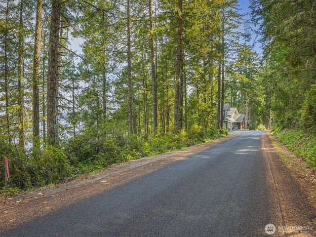 291 Pleasant Harbor Road, Brinnon, WA 98320