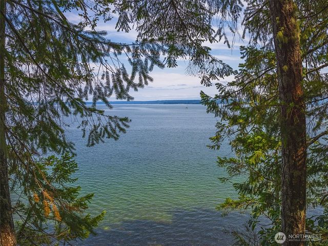 291 Pleasant Harbor Road, Brinnon, WA 98320