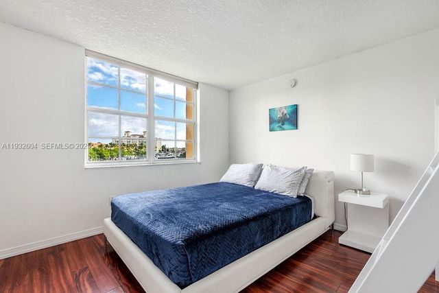 19999 E Country Club Dr 1302, Aventura, FL 33180