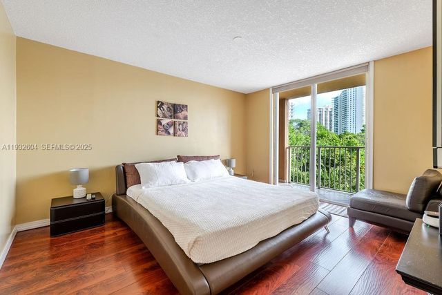 19999 E Country Club Dr 1302, Aventura, FL 33180