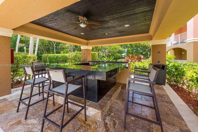 19999 E Country Club Dr 1302, Aventura, FL 33180