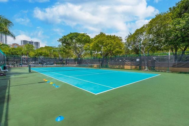 19999 E Country Club Dr 1302, Aventura, FL 33180