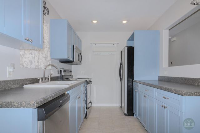 2200 GORDON STREET, Vernon, TX 76384