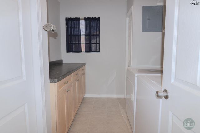 2200 GORDON STREET, Vernon, TX 76384