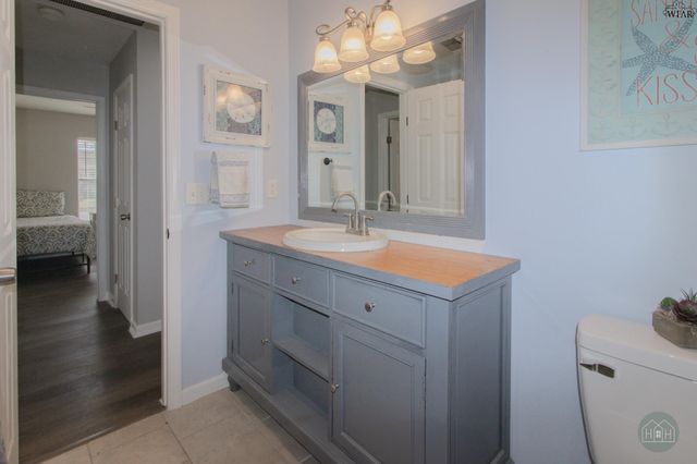 2200 GORDON STREET, Vernon, TX 76384